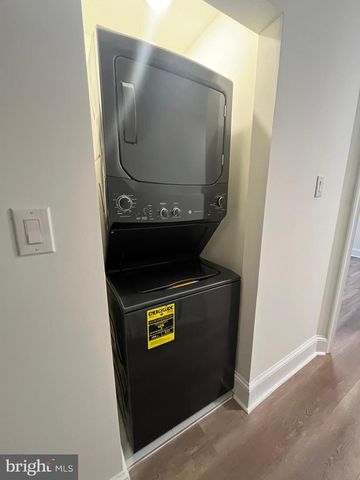 5712 CEDAR AVE, Philadelphia, PA 19143