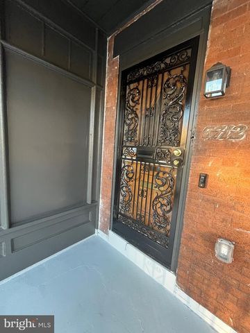 5712 CEDAR AVE, Philadelphia, PA 19143