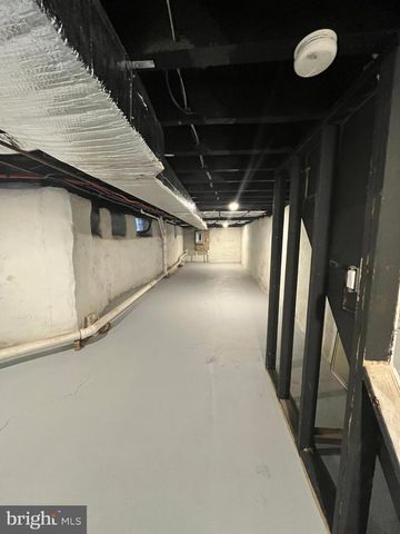 5712 CEDAR AVE, Philadelphia, PA 19143