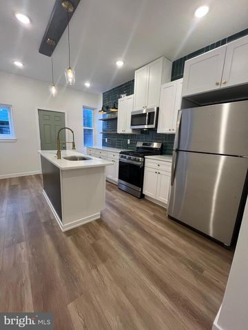 5712 CEDAR AVE, Philadelphia, PA 19143