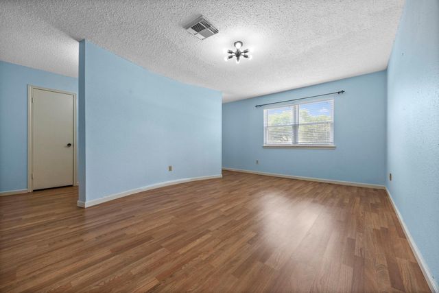 10831 Sandpiper Drive 188, Houston, TX 77096