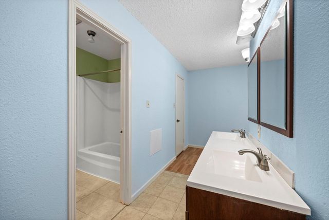 10831 Sandpiper Drive 188, Houston, TX 77096