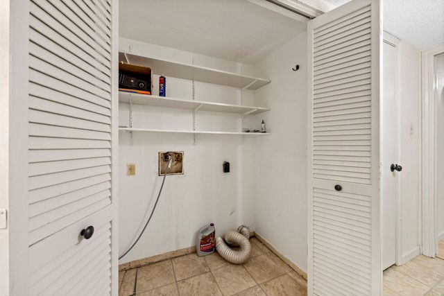 10831 Sandpiper Drive 188, Houston, TX 77096