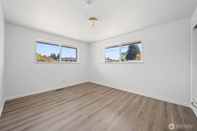 6024 S Alaska, Tacoma, WA 98408