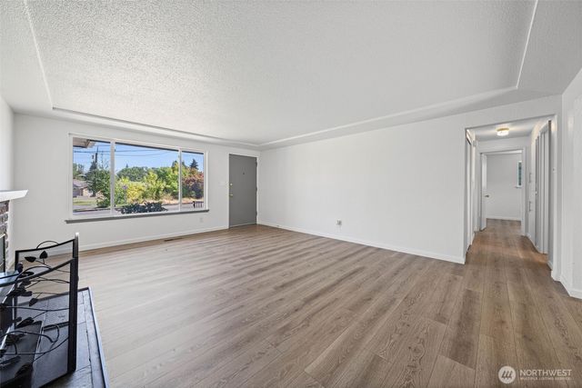 6024 S Alaska, Tacoma, WA 98408