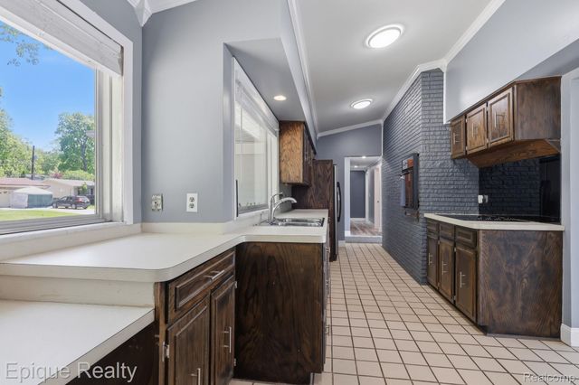 2549 Riverwood Drive, Port Huron, MI 48060