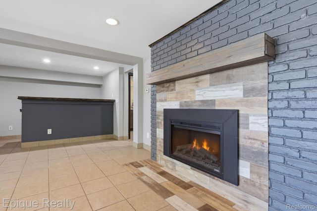 2549 Riverwood Drive, Port Huron, MI 48060