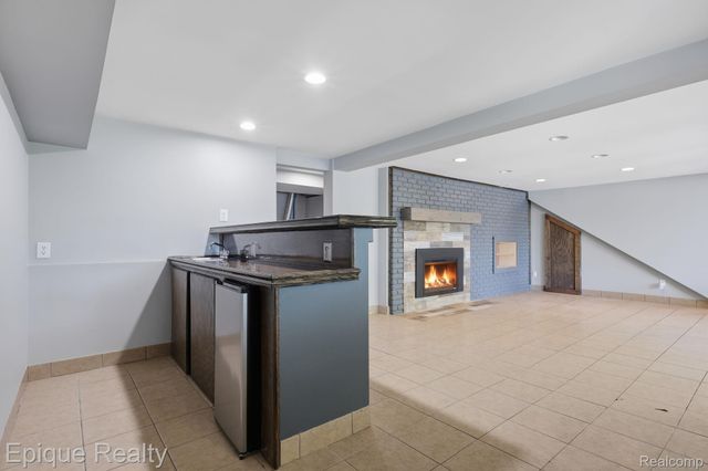 2549 Riverwood Drive, Port Huron, MI 48060