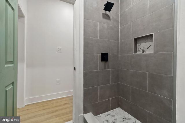 5214 W JEFFERSON ST, Philadelphia, PA 19131