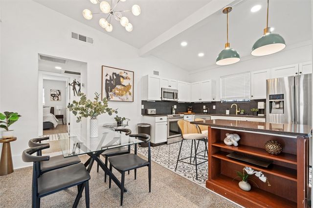 308 E HOLLYWOOD STREET, Tampa, FL 33604