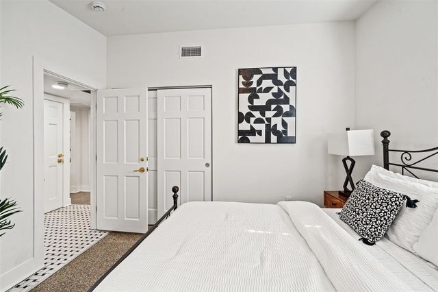 308 E HOLLYWOOD STREET, Tampa, FL 33604