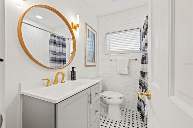 308 E HOLLYWOOD STREET, Tampa, FL 33604