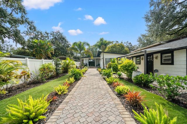 308 E HOLLYWOOD STREET, Tampa, FL 33604