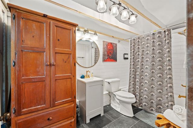 308 E HOLLYWOOD STREET, Tampa, FL 33604