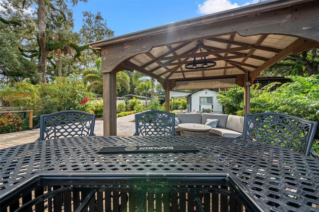 308 E HOLLYWOOD STREET, Tampa, FL 33604