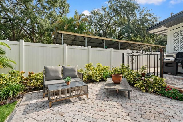 308 E HOLLYWOOD STREET, Tampa, FL 33604