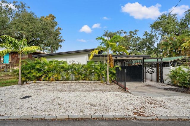 308 E HOLLYWOOD STREET, Tampa, FL 33604