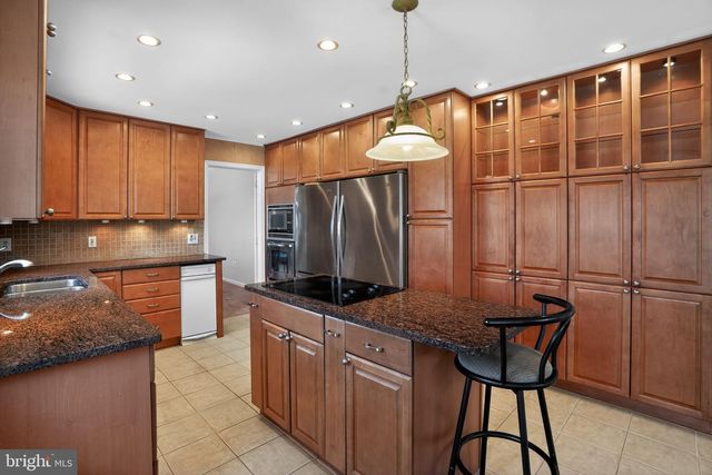 129 FREEDOM VALLEY CIR, Coatesville, PA 19320