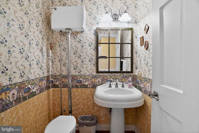 129 FREEDOM VALLEY CIR, Coatesville, PA 19320