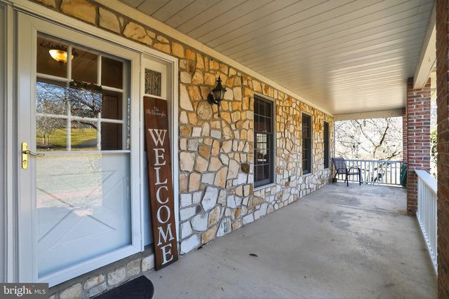 129 FREEDOM VALLEY CIR, Coatesville, PA 19320