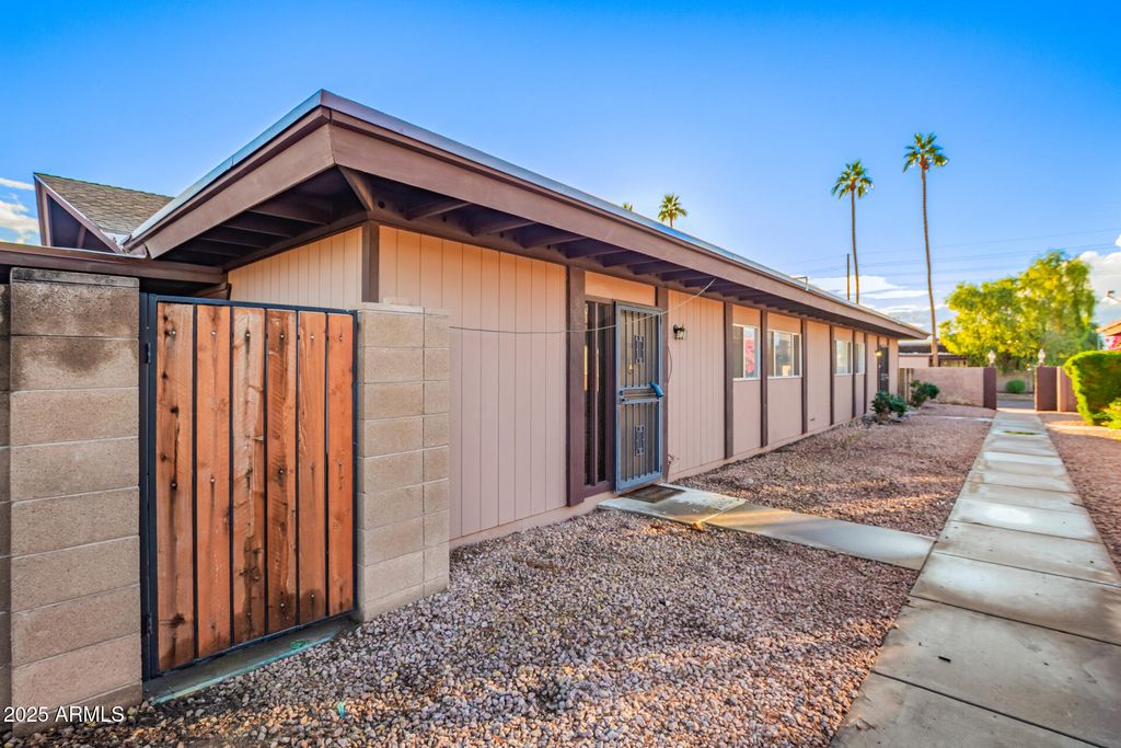 917 S ACAPULCO Lane C, Tempe, AZ 85281