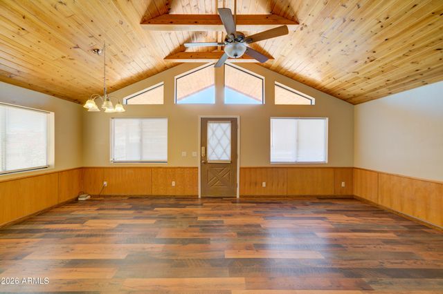 10261 E La Palma Avenue, Gold Canyon, AZ 85118