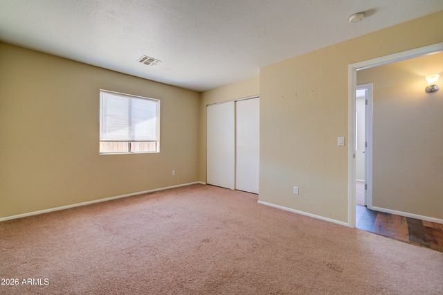 10261 E La Palma Avenue, Gold Canyon, AZ 85118