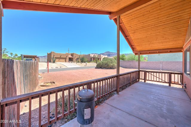 10261 E La Palma Avenue, Gold Canyon, AZ 85118