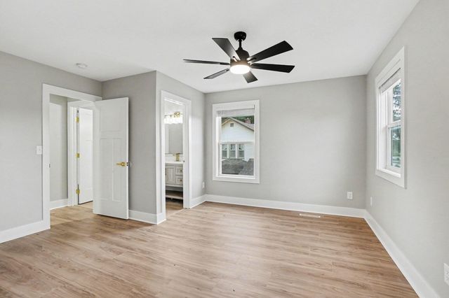 2123 Lakeshore Drive, Muskegon City, MI 49441