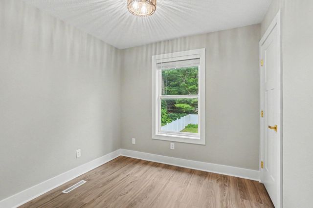 2123 Lakeshore Drive, Muskegon City, MI 49441