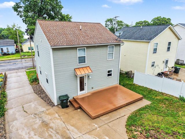 2123 Lakeshore Drive, Muskegon City, MI 49441