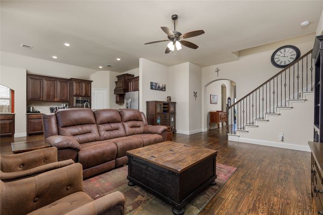 313 Sweetleaf Drive, Fate, TX 75087