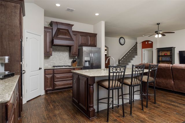 313 Sweetleaf Drive, Fate, TX 75087