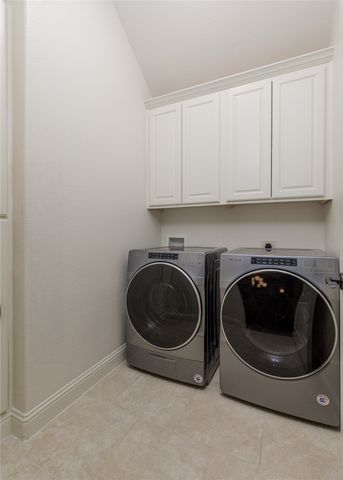 313 Sweetleaf Drive, Fate, TX 75087