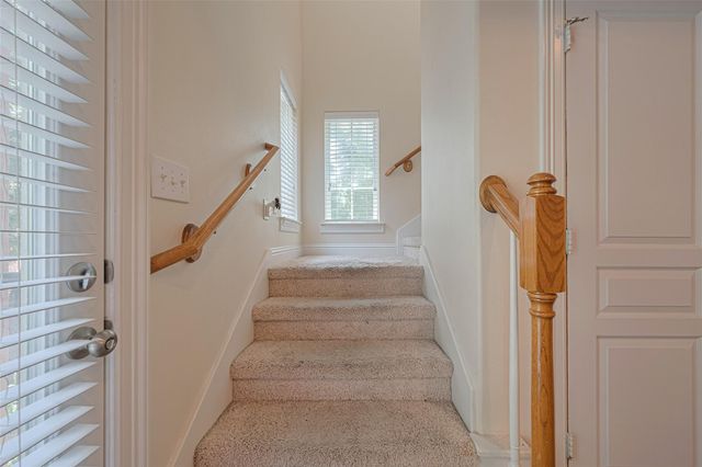 24 Versante Court, Houston, TX 77070