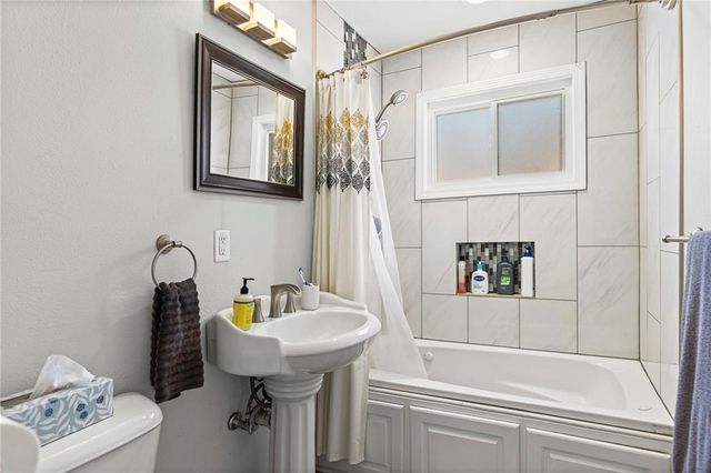 402 Park Avenue, Belton, MO 64012