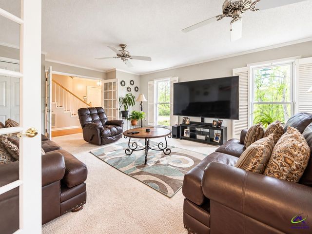 925 Captain Kell Dr, Macon, GA 31210