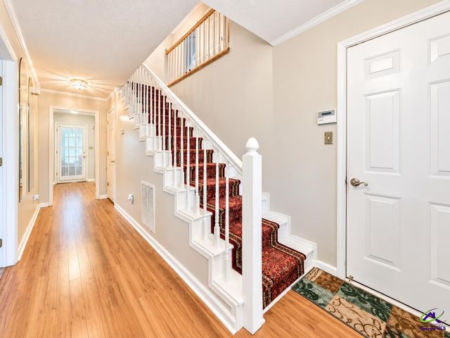 925 Captain Kell Dr, Macon, GA 31210
