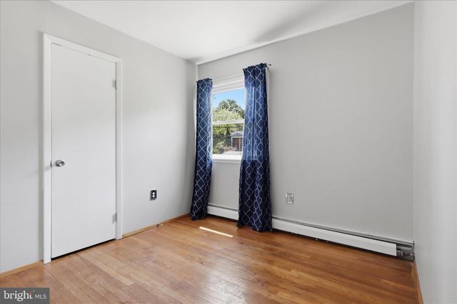 2311 W LONGVIEW DR, Woodbridge, VA 22191