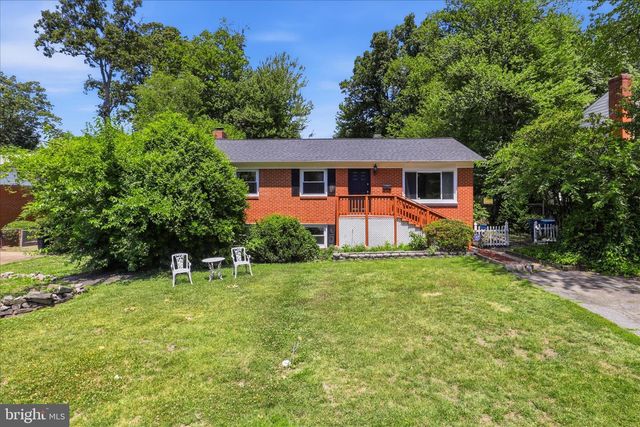 2311 W LONGVIEW DR, Woodbridge, VA 22191
