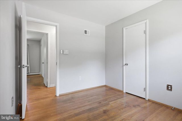 2311 W LONGVIEW DR, Woodbridge, VA 22191