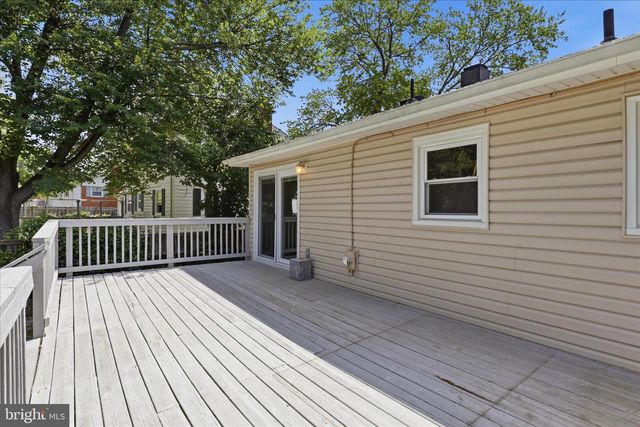 2311 W LONGVIEW DR, Woodbridge, VA 22191