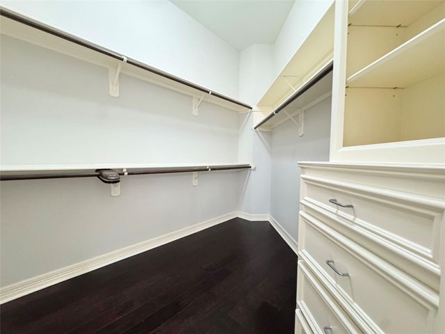 24 Saint Christopher Court, Sugar Land, TX 77479