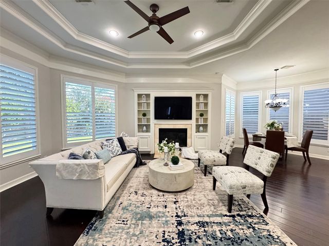 24 Saint Christopher Court, Sugar Land, TX 77479