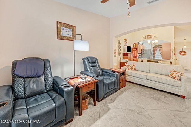 1070 Luminary Circle, 104, Melbourne, FL 32901