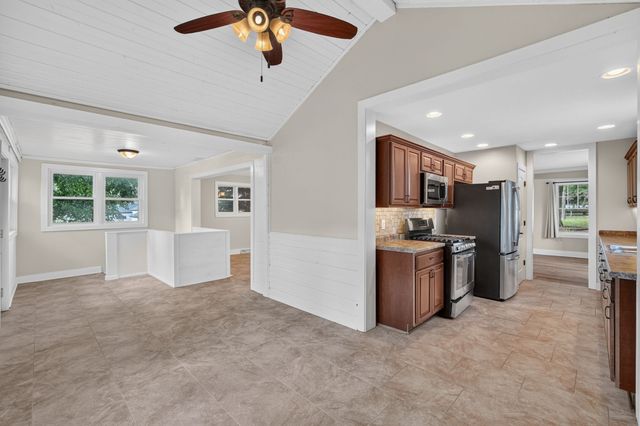 2833 36th Street, Des Moines, IA 50310
