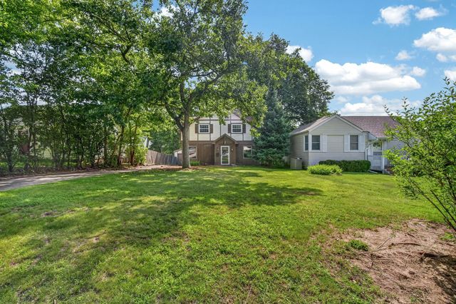 2833 36th Street, Des Moines, IA 50310