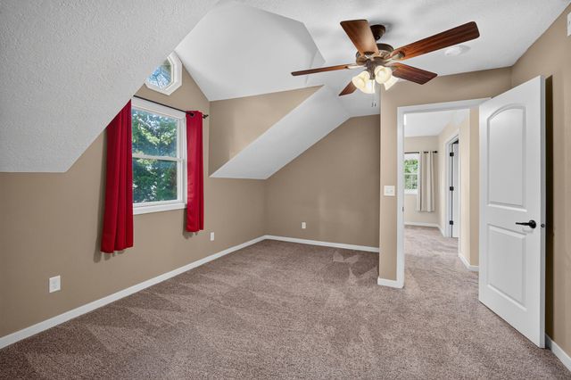 2833 36th Street, Des Moines, IA 50310