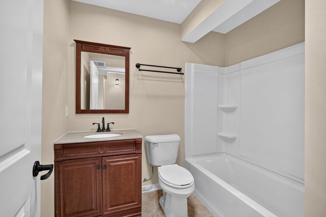 2833 36th Street, Des Moines, IA 50310