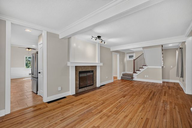 2833 36th Street, Des Moines, IA 50310